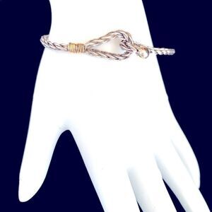 Vintage cable loop bracelet classic design